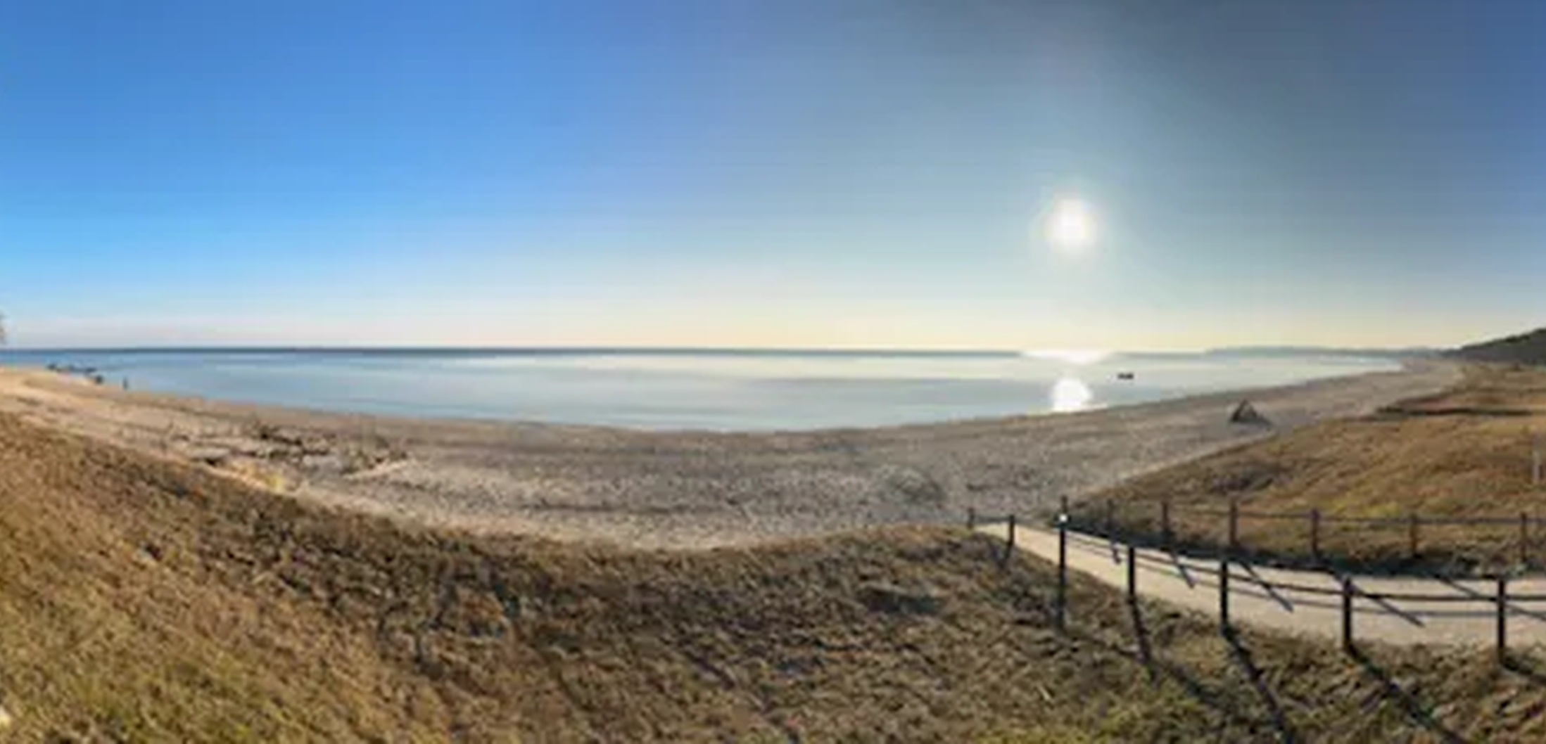 Klare Ostseeluft und ruhiger Strand auf Rügen